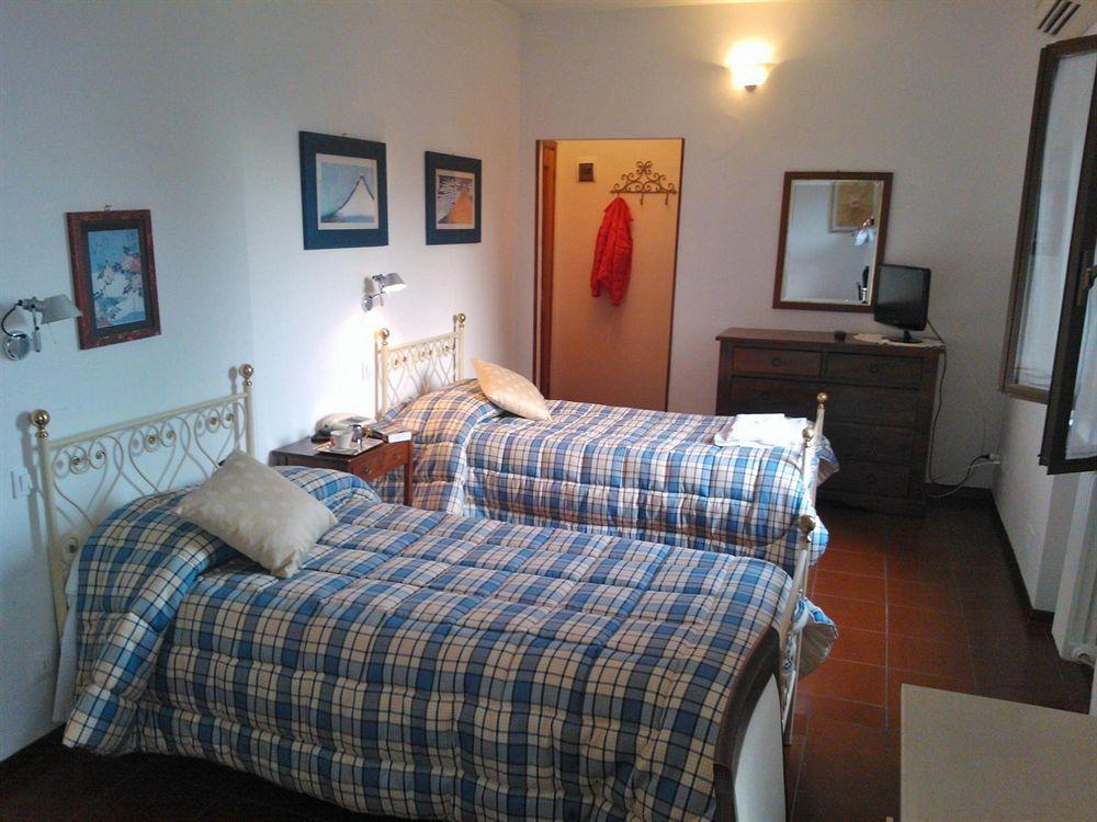 Hotel Porta Romana Di Luce Hotels Siena Exteriör bild